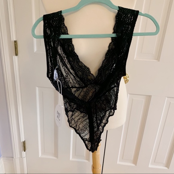 NWT Princess Polly The Lexa Bodysuit in Black Lace - Picture 4 of 4